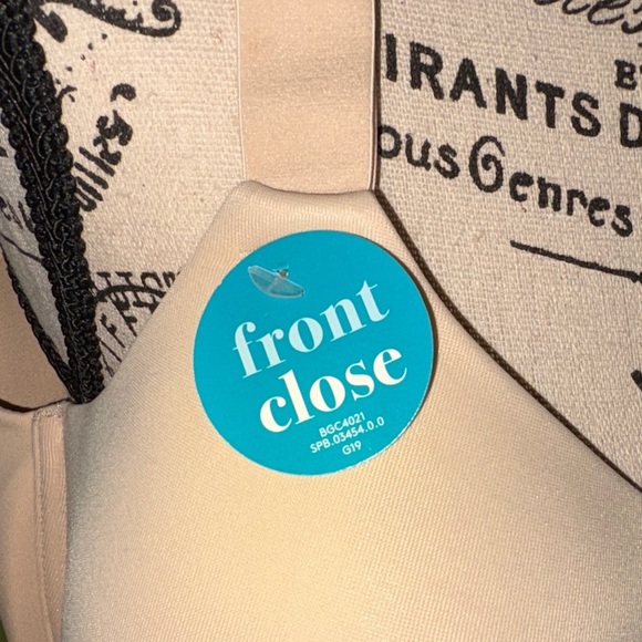 Vanity Fair Light Beige Bra - Picture 6 of 8